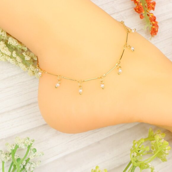 "Handmade Anklet – Elegant & Delicate Jewelry for Women | UNVRC1139 - Picture 5 of 10